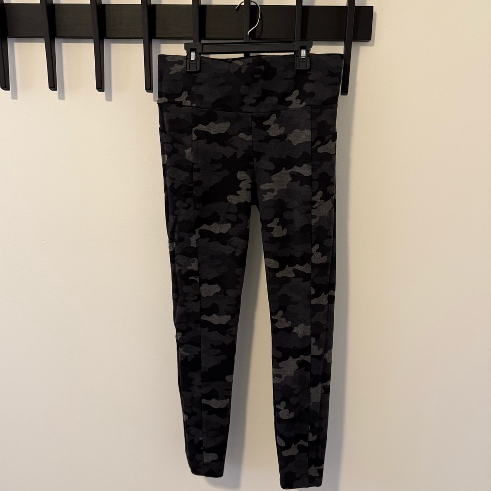 CAbi ATC Camo Leggings #3931
